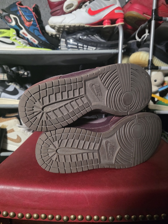 Nike Space Dunk Men’s ?10 Low-Top Sneakers in Burgundy Plum main image 10